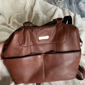 Lilly jade diaper bag looks like the “shaylee”